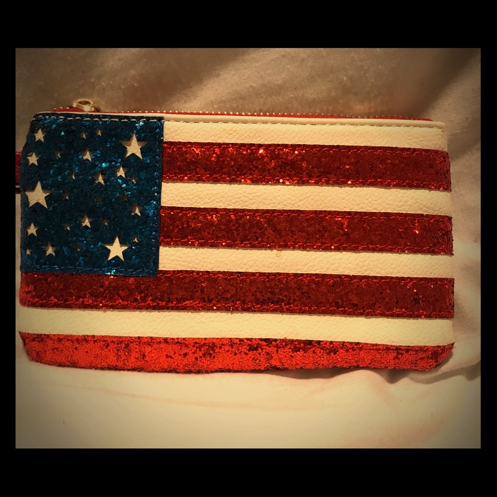 USA Wristlet Wallet